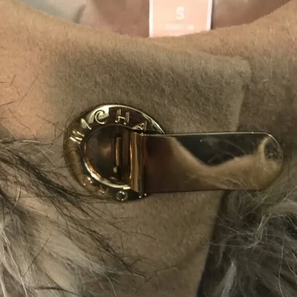 New* Michael Kors Faux Coyote Fur Jacket Size S $275 - Picture 6 of 7